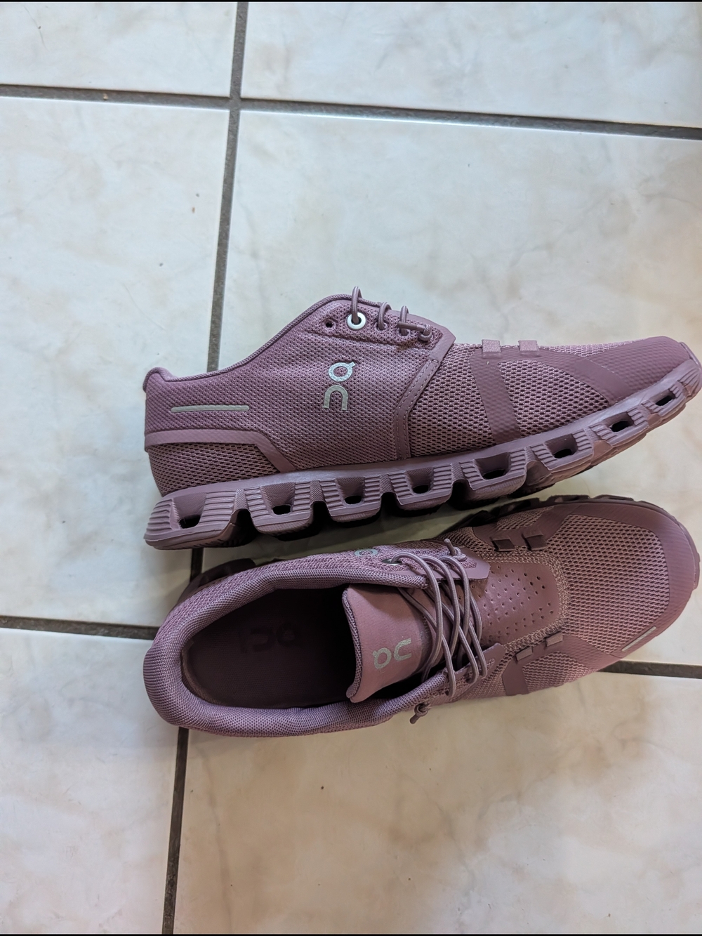 On Running Women's Athletic Shoes - Dusty Rose